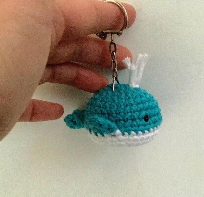 Amigurumi whale keychain