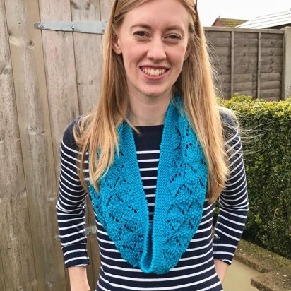 Callie Cotton Cowl in Sirdar Cotton DK