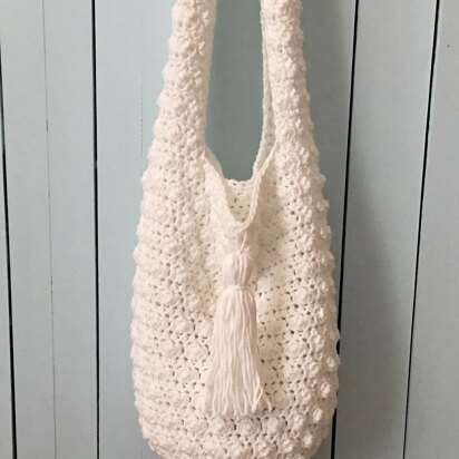 Crochet Bag Pattern: Pretty Popcorn Purse