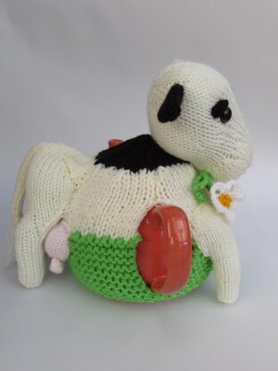 Friesian Cow Tea Cosy Knitting Pattern