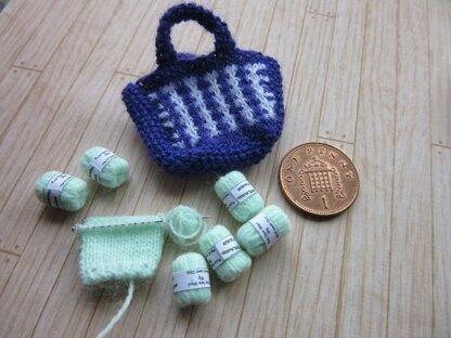 1:12th scale knitting bags