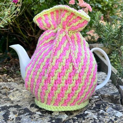 Marshmallow 4 Cup Teapot Cosy Knitting Pattern