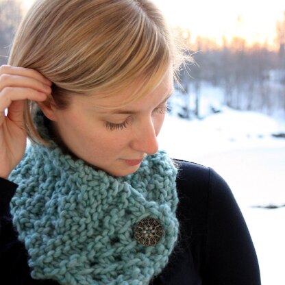 Montebello Texture Cowl