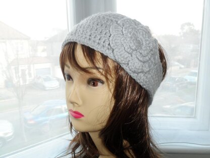 Headband with flower