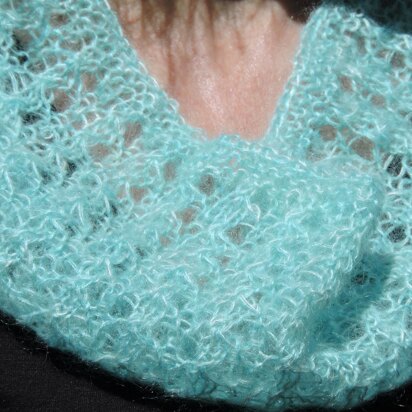 Lace Cowl