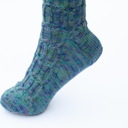 Twist and Turn Socks