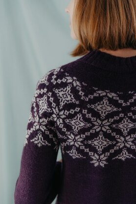 Pasaka Sweater