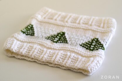 Fir Trees knit cowl