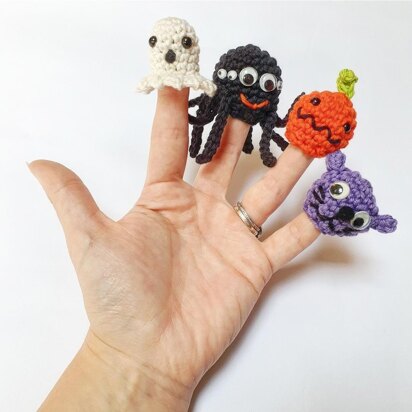Spooky Finger Puppets
