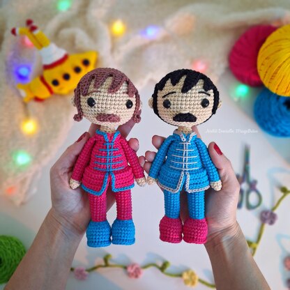 The Beatles and the yellow submarine amigurumi pattern