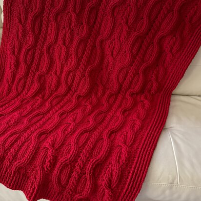 Bonnie's Christmas Cabled Throw