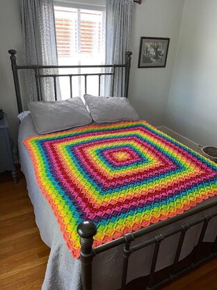 Rainbow Bavarian Throw