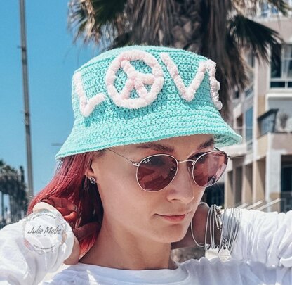 Women’s hippie bucket hat