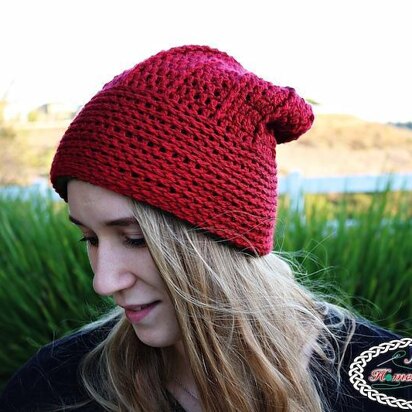 Reversible Textured Slouchy Beanie