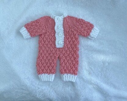 P139 Dolls Bodysuit and Hat