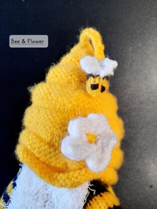 Mr Bee Knitted Gnome