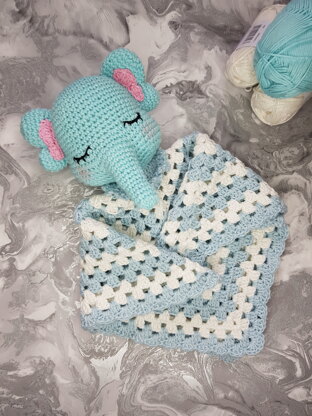 Elephant comforter