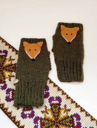 Fox fingerless gloves