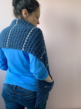 The Bumps Pocket Shawl