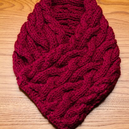 Plaited Cowl