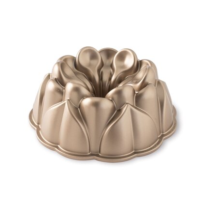 Nordic Ware Magnolia Bundt