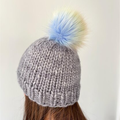 “Still Sea” Pompom Hat