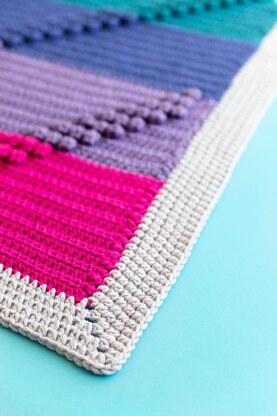 Bobble Track Playblanket