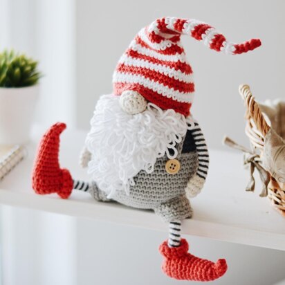 Christmas Scandinavian Gnome Crochet Pattern