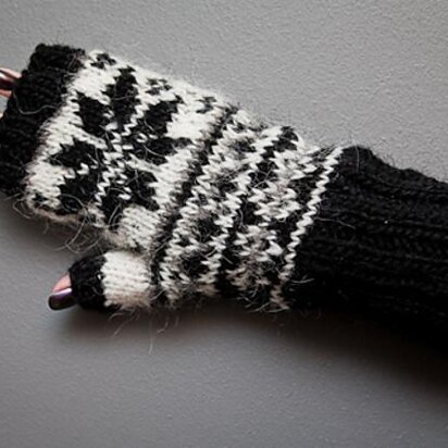 Snowflake fingerless mittens