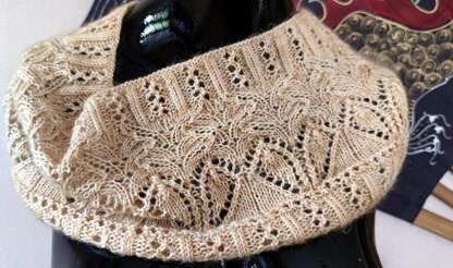 Lace Knit Cowl