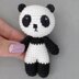 Amigurumi panda