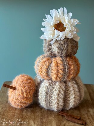 Rustic Pumpkin 3 Sizes