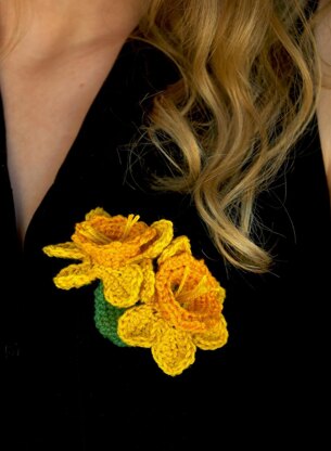 Daffodil Brooch