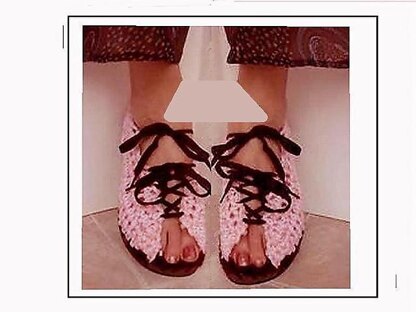 PINK LACED TOP SUMMER SANDALS
