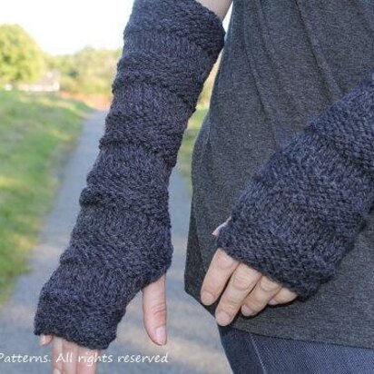 Fingerless long gloves