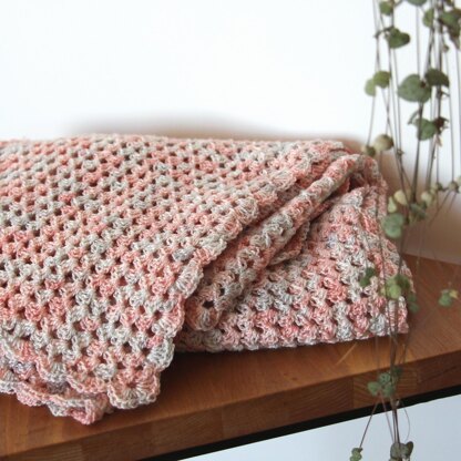 Snuggle - Diagonal Crochet Baby Blanket