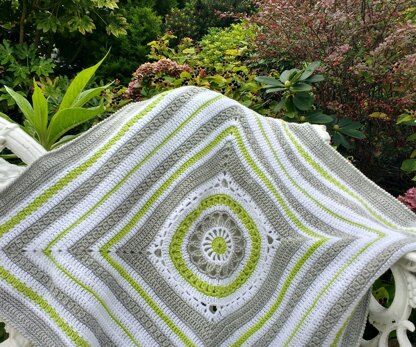 Lily Blanket