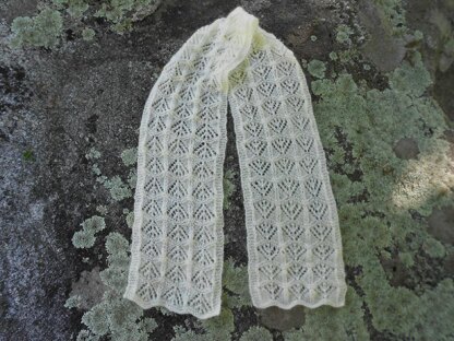 Rippling Candlesticks Scarf