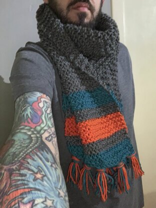 Tasseled scarff