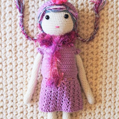 Alice amigurumi doll