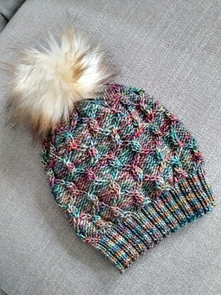 Entangled Beanie