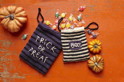 Scary Treat Bags in Lion Brand Vanna's Choice - L30192