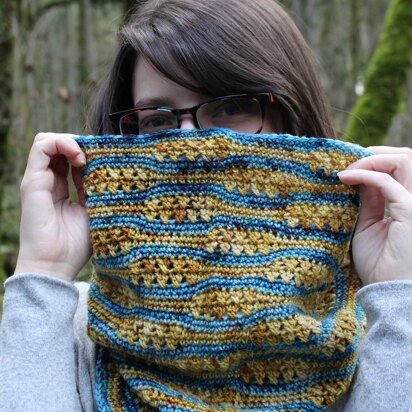Tranquil Waves Cowl