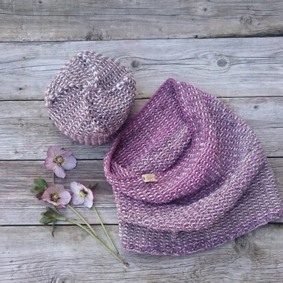 Hellebore Hat and Cowl