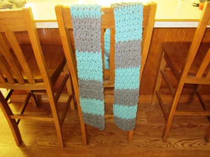 Bernat Beginner Scarf