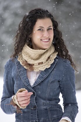Ribbons and Grace Neck Warmer