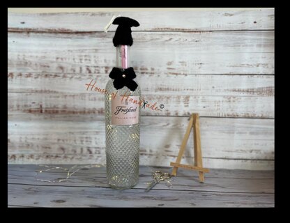 Graduation Chocolate Orange Cover and Bottle Topper Set