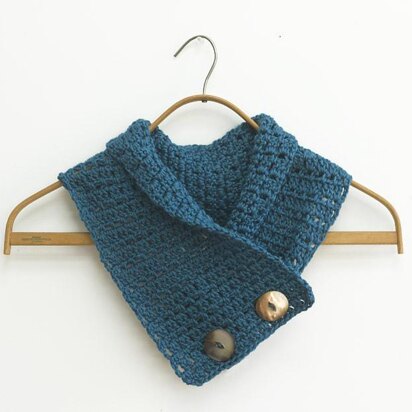 Crochet Buttoned Scarf Neckwarmer