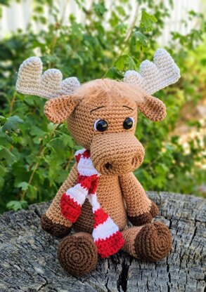 Cute Moose with Scarf