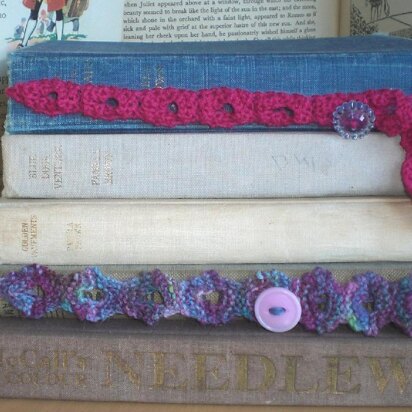 Knitted Button Bookmark
